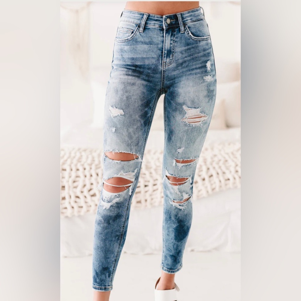 Vervet by Flying Monkey Distressed Acid Wash Jeans size L/Xl